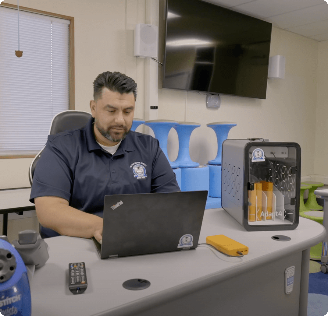 Portable Chargers for Laptops in Schools: What IT Directors Should Know Before Buying